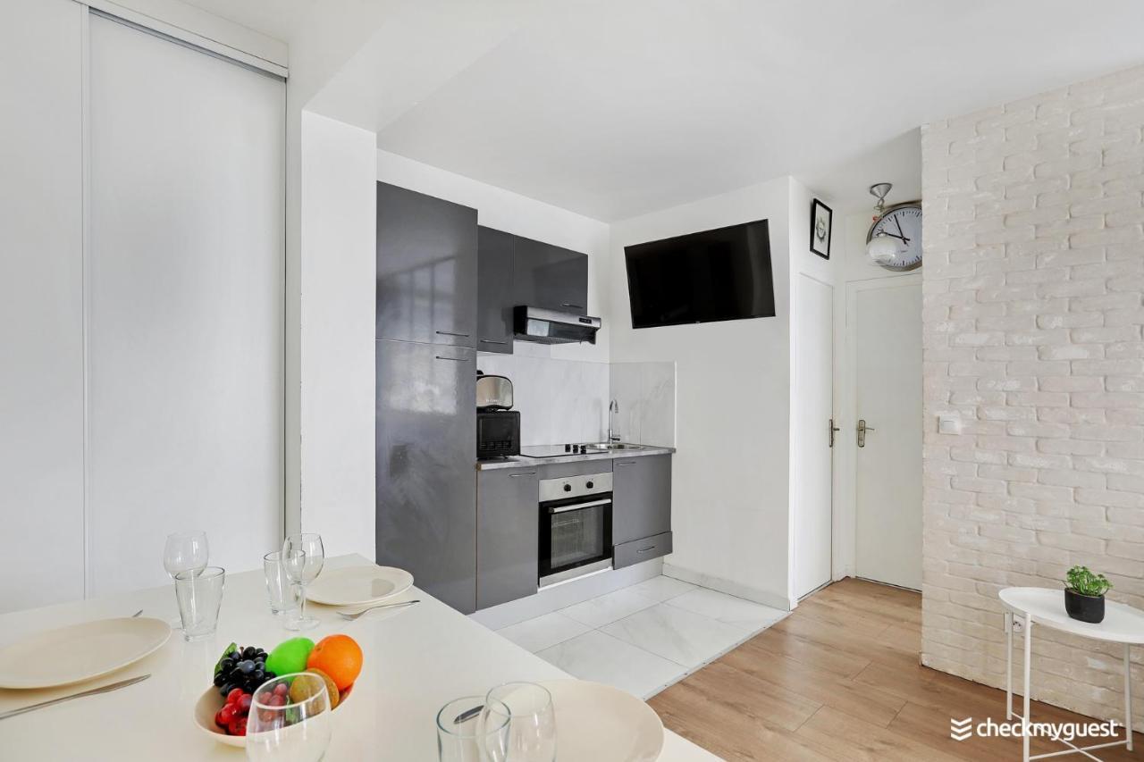 Ferienwohnung Cmg Sacre Coeur Eugene Carriere Paris Exterior foto